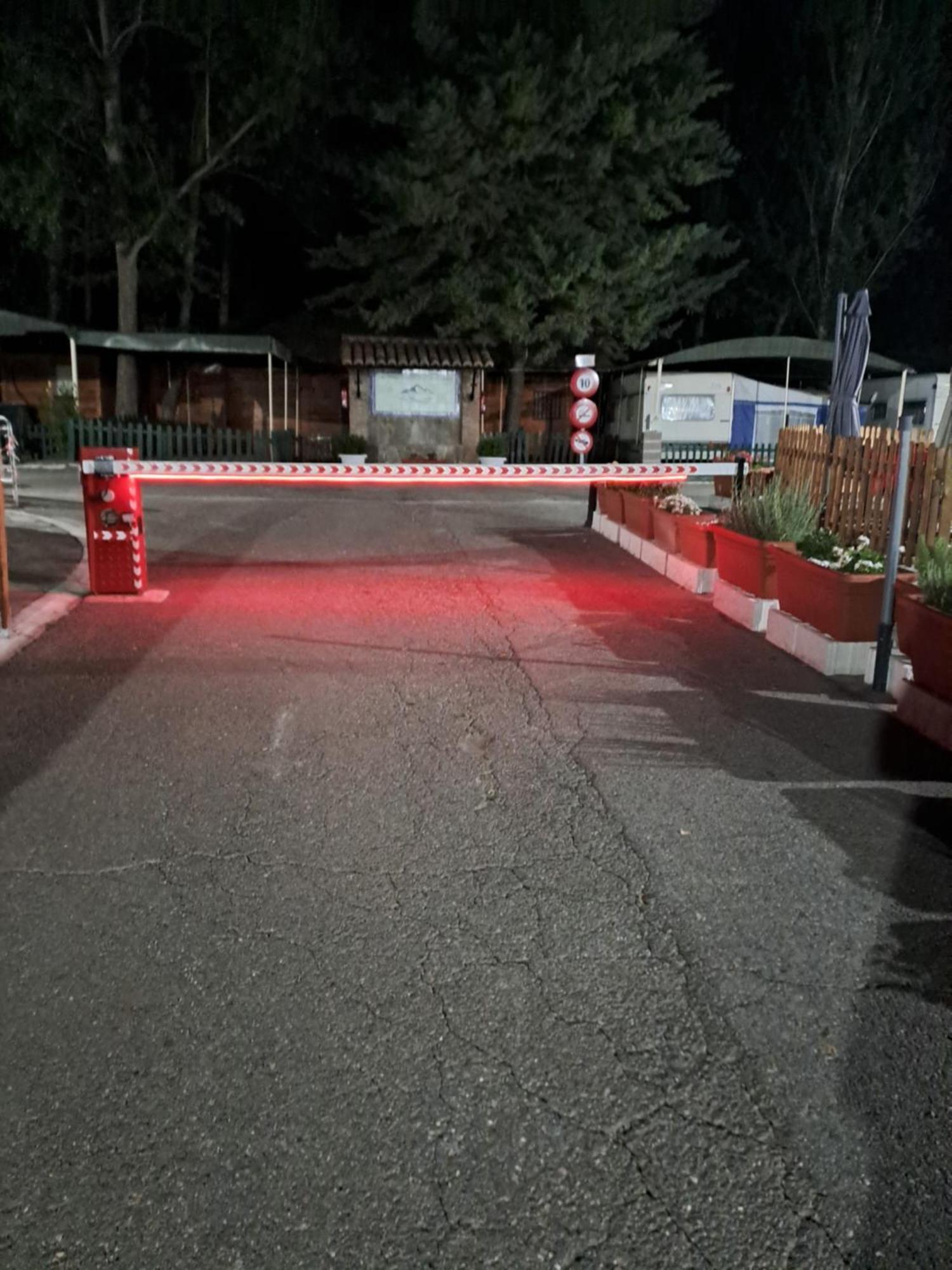 Camping Valle Del Andarax Fondón Buitenkant foto